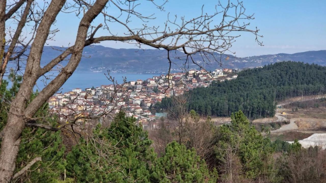 Happy Hobbit ,2 Room Jakuzi, Lake And Forest View, Fireplace ,Six Bad ספנג'ה מראה חיצוני תמונה